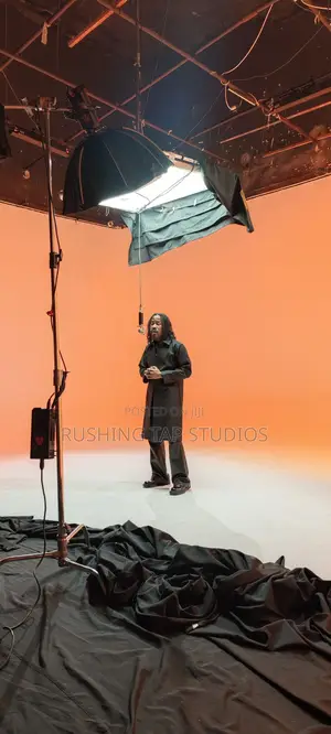 Content Studio With Walls That Change Colour