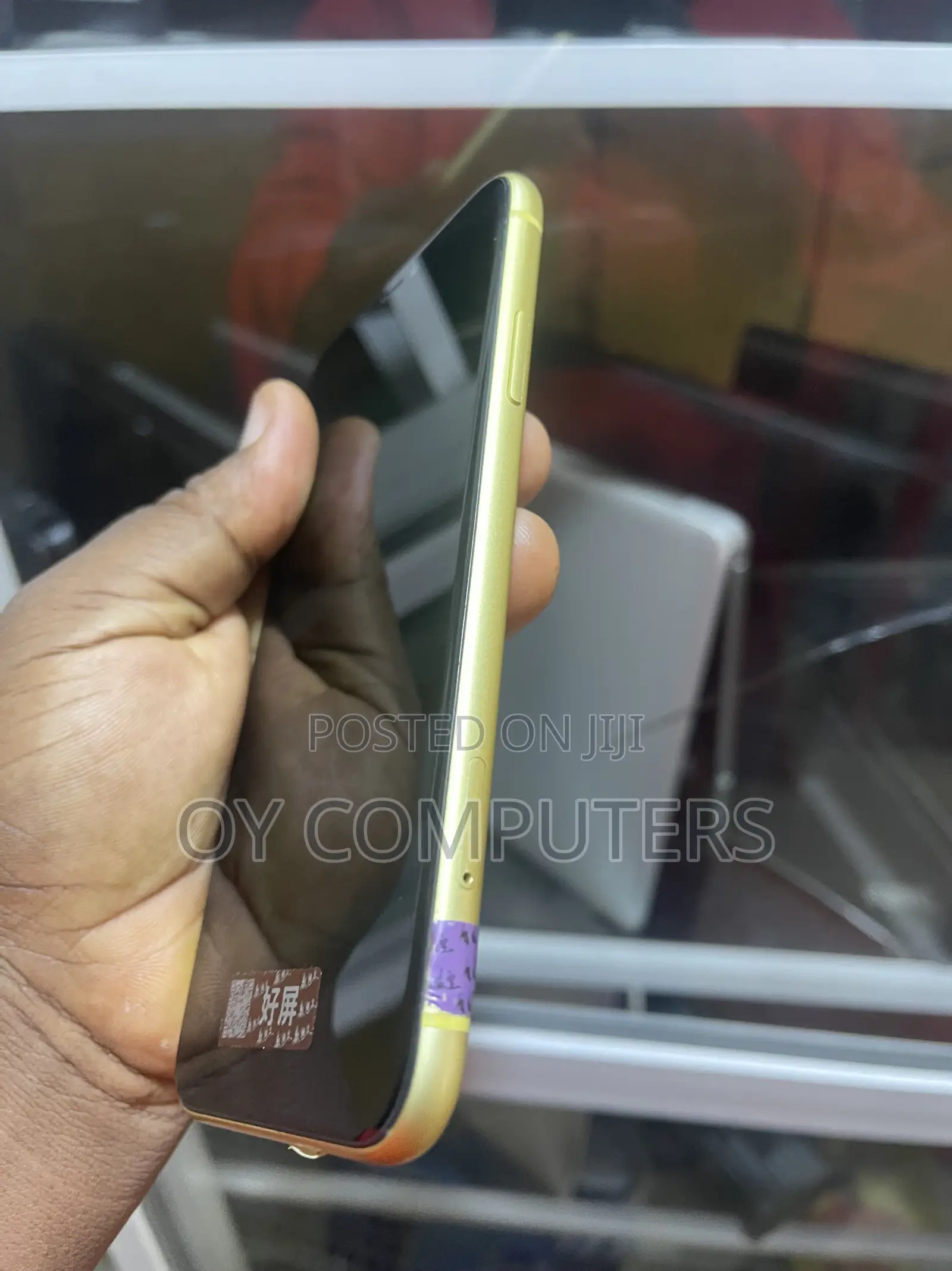 Apple iPhone 11 64 GB Yellow