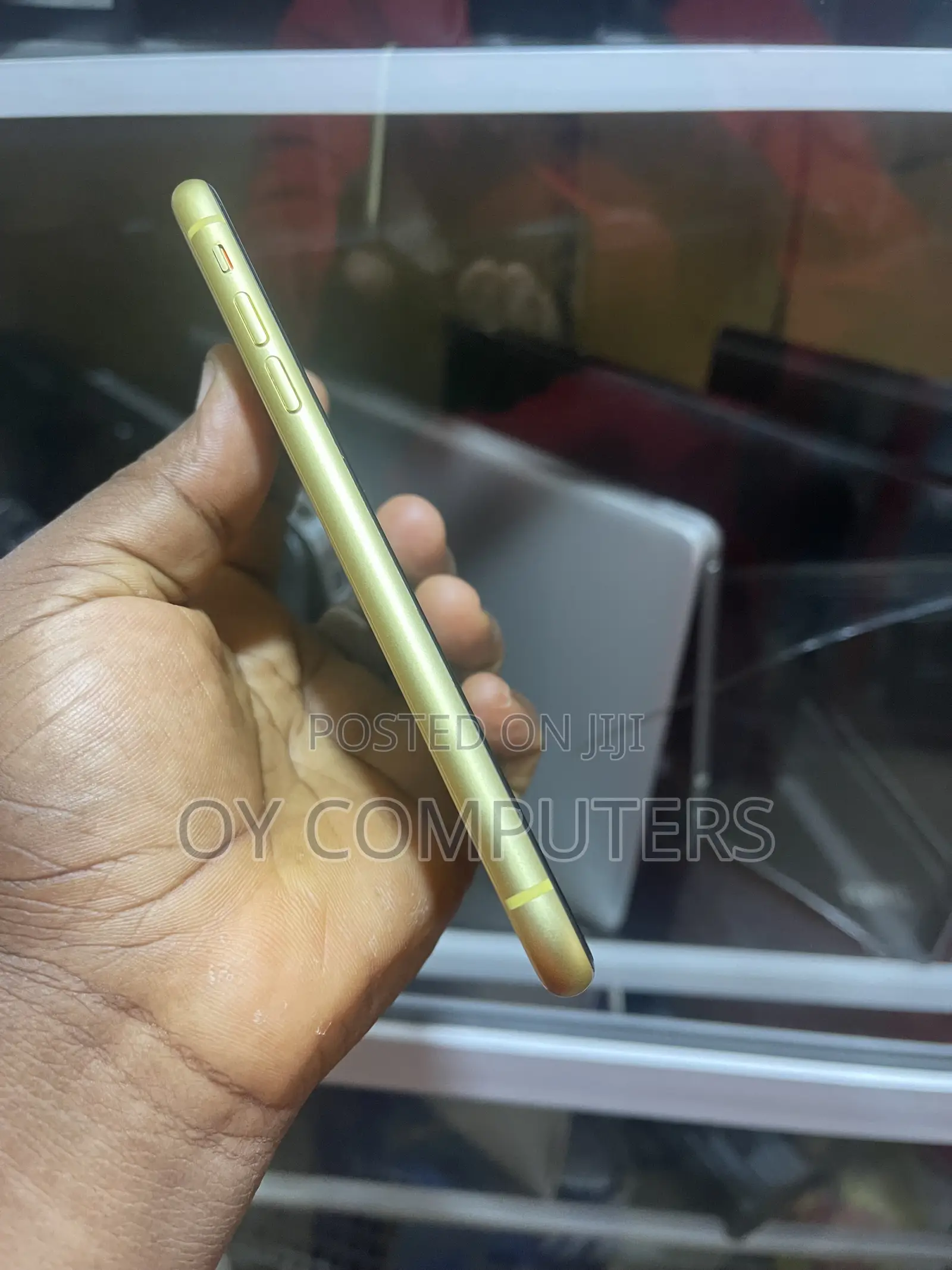 Apple iPhone 11 64 GB Yellow