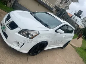 Pontiac Vibe 2010 White