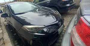 Toyota Corolla 2016 Black