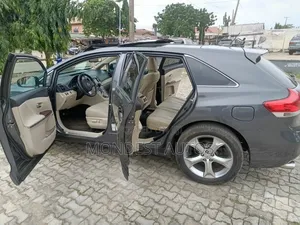 Toyota Venza Limited 2011 Gray