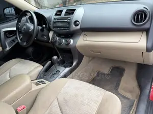 Toyota RAV4 2012 Red