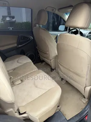 Toyota RAV4 2012 Red