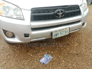 Toyota RAV4 2012 Silver