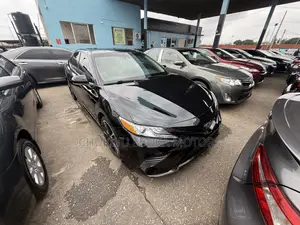 Toyota Camry XSE V6 (3.5L V6 8A) 2019 Black