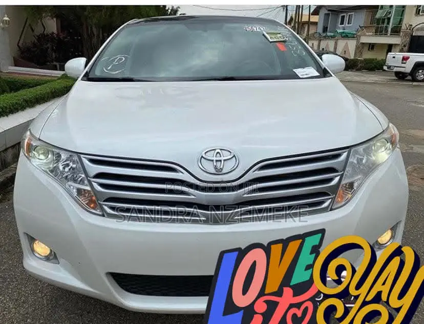Toyota Venza 2010 White