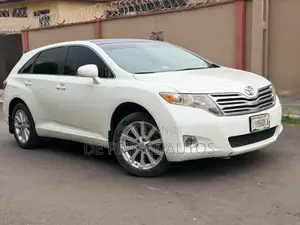 Toyota Venza 2010 White
