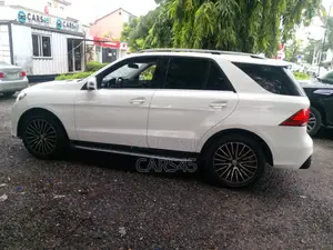 Mercedes-Benz M Class 2013 White