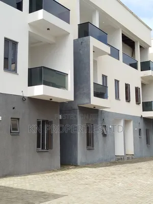 Furnished 4bdrm Townhouse / Terrace in Jahi for rent