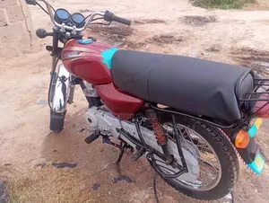 Bajaj Boxer 2021 Red