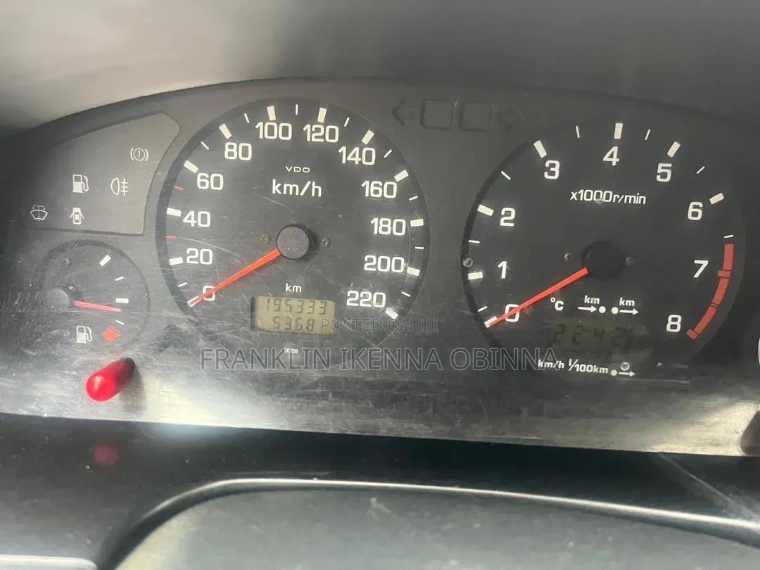 Nissan Primera 2002 Silver