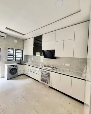 4bdrm Duplex in Victoria Island for sale