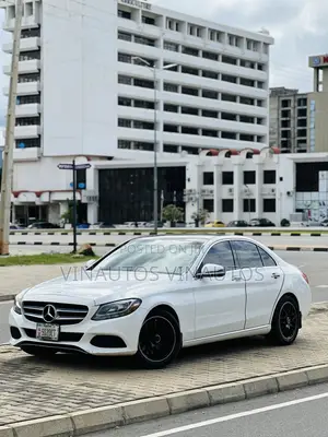 Mercedes-Benz C300 2017 White