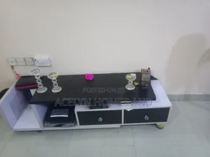 Quality TV Stand With Drawers Compartment