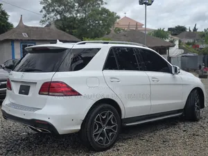 Mercedes-Benz GLE-Class 2017 White