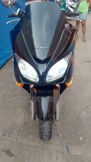 Honda Forza 2017 Black