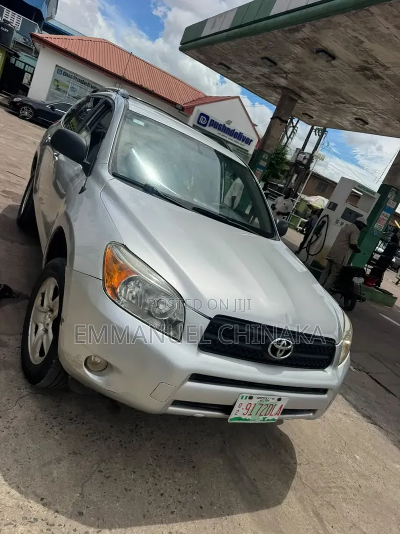 Toyota RAV4 2008 Silver
