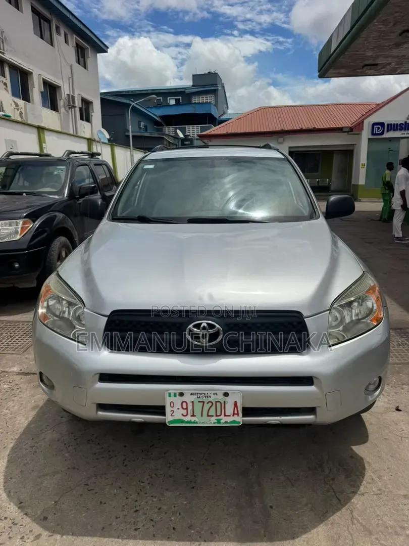 Toyota RAV4 2008 Silver