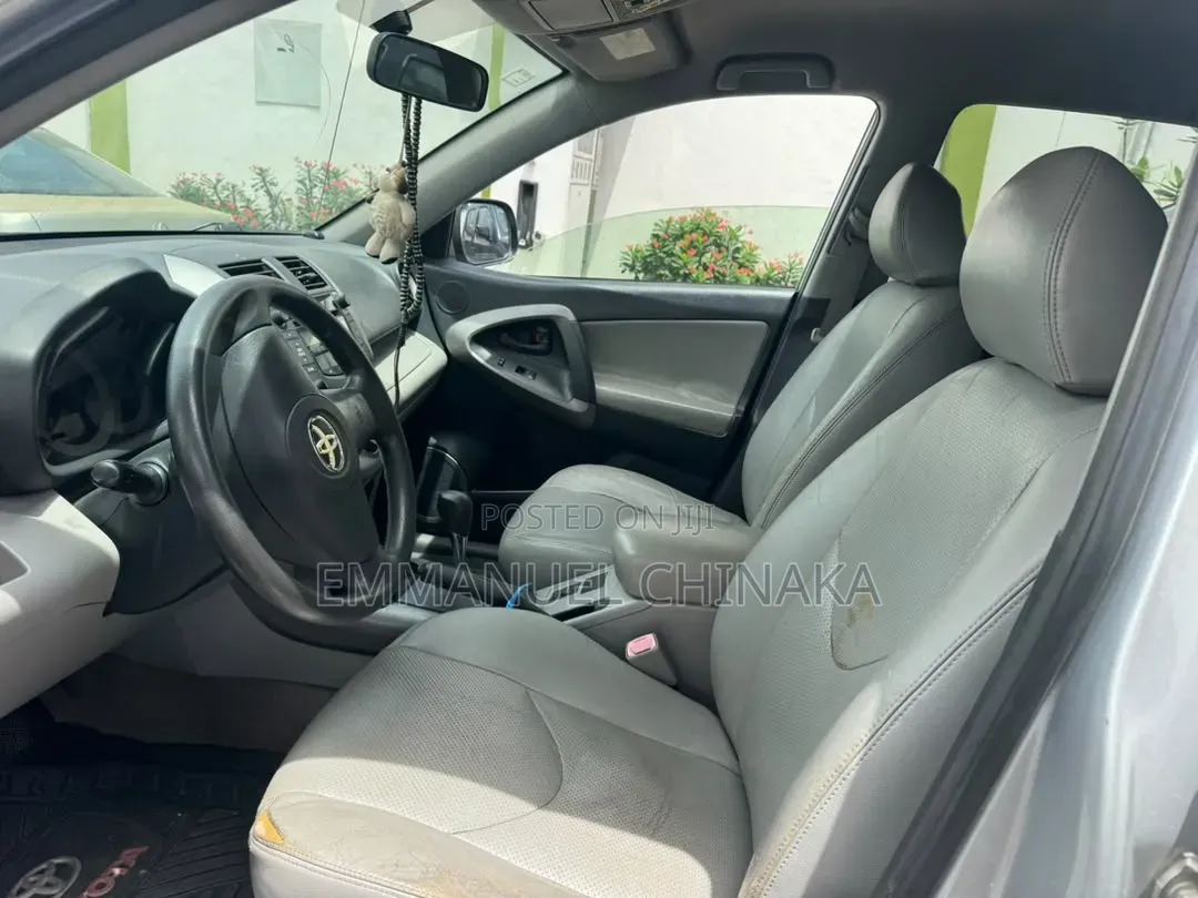 Toyota RAV4 2008 Silver