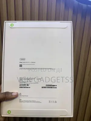 New Apple iPad (2025) 128 GB