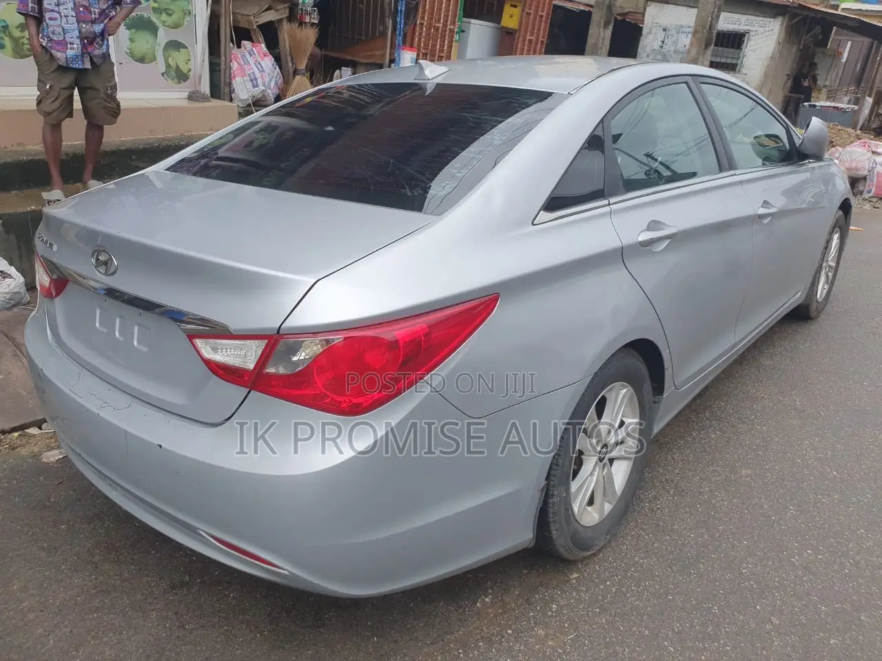 Hyundai Sonata 2012 Silver