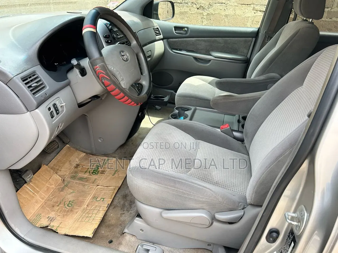 Toyota Sienna 2008 Silver
