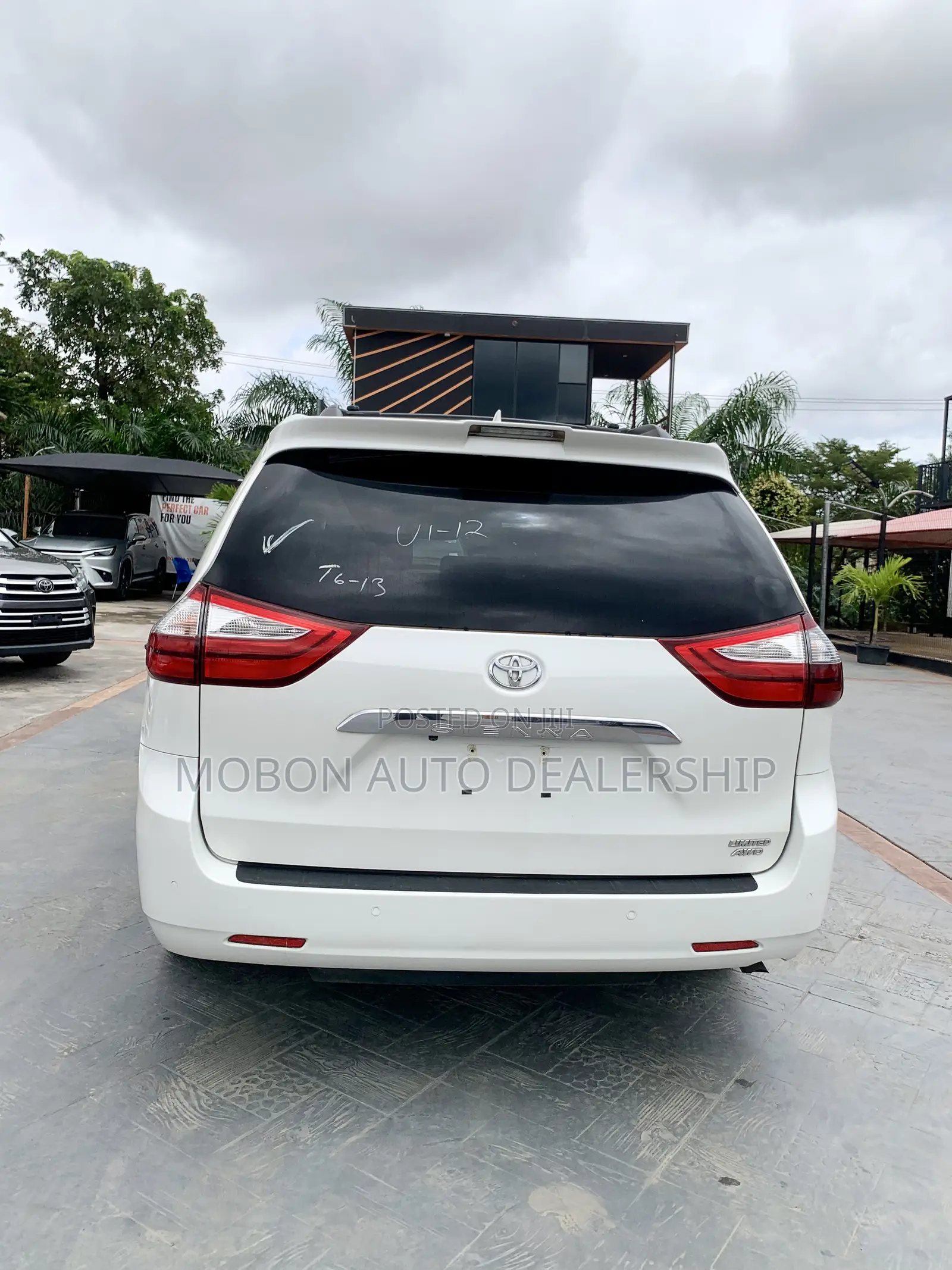 Toyota Sienna 2018 White