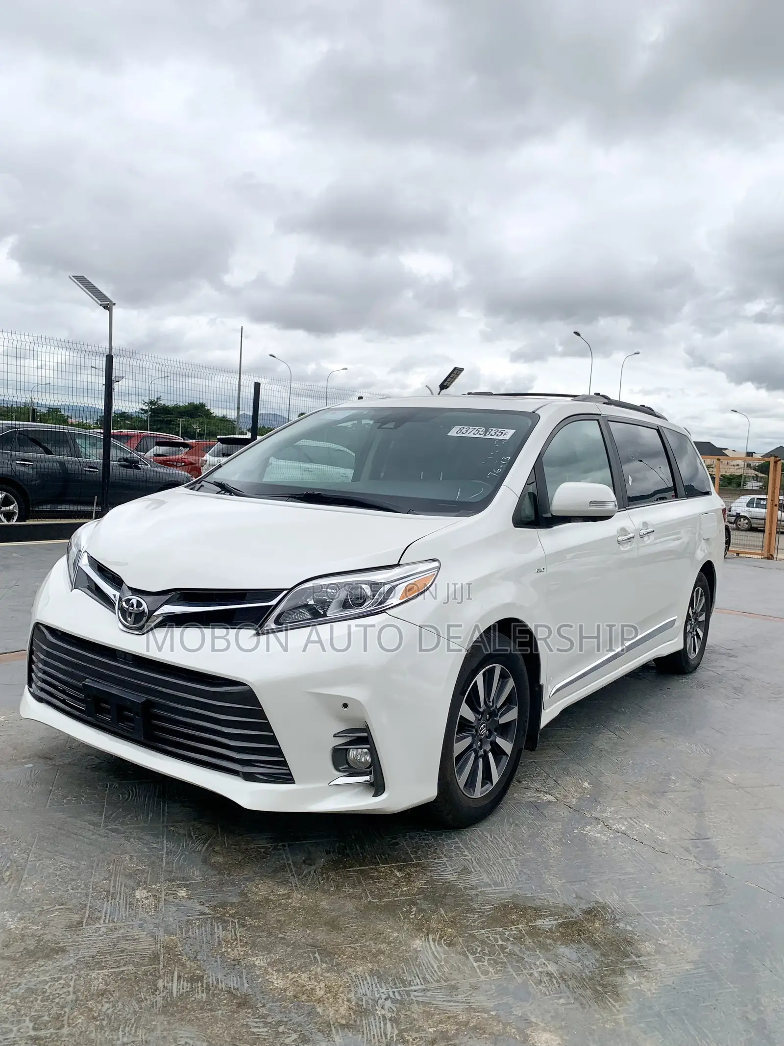 Toyota Sienna 2018 White