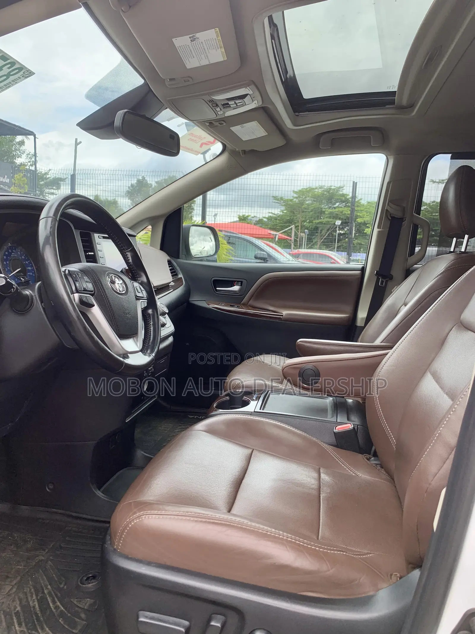 Toyota Sienna 2018 White