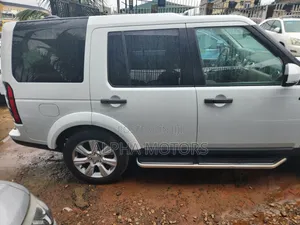 Land Rover Lr4 Base 4x4 2016 White