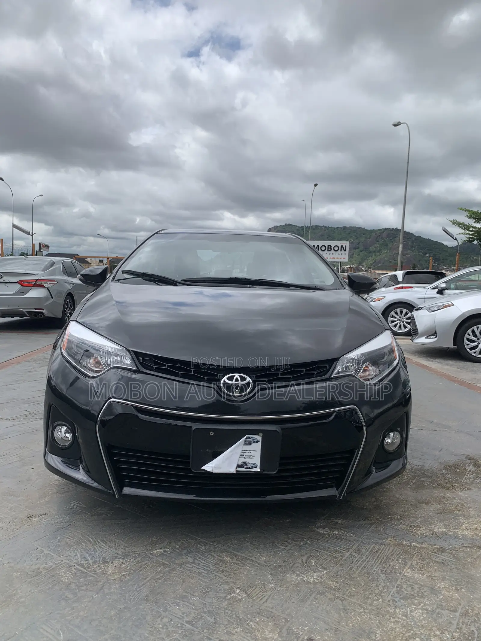 Toyota Corolla 2016 Black