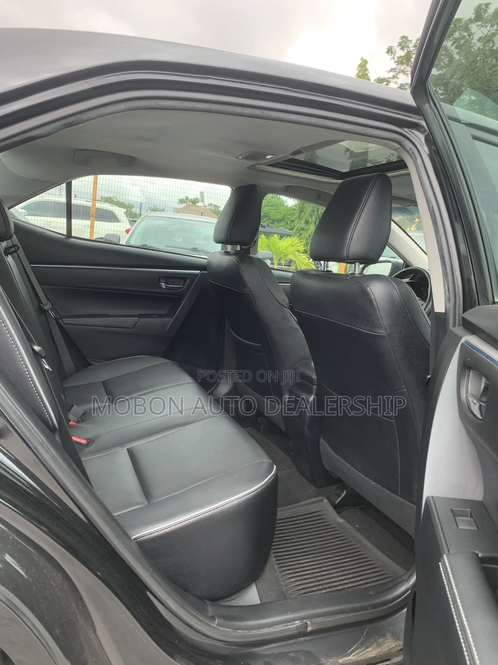 Toyota Corolla 2016 Black
