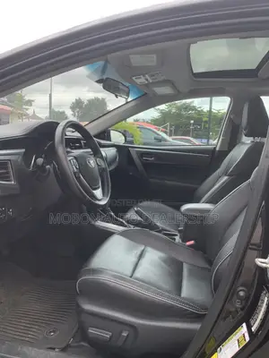 Toyota Corolla 2016 Black