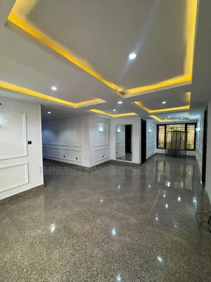 3bdrm Apartment in Lekki Phase 1 for rent