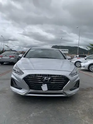 Hyundai Sonata SE 2018 Silver