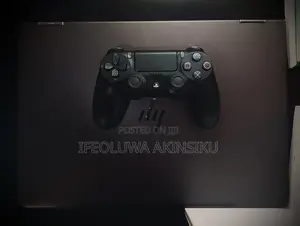 PS4 Wireless Controller. Only 2 Weeks Used