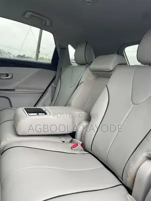 Toyota Venza AWD 2011 White
