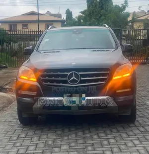 Mercedes-Benz M Class 2012 Gray