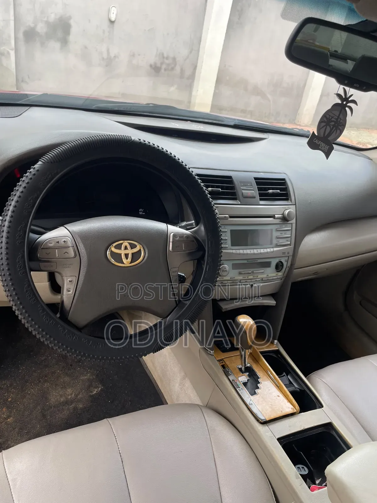 Toyota Camry 2010 Red