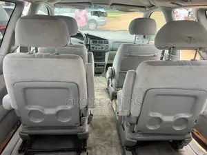 Toyota Sienna 2001 White