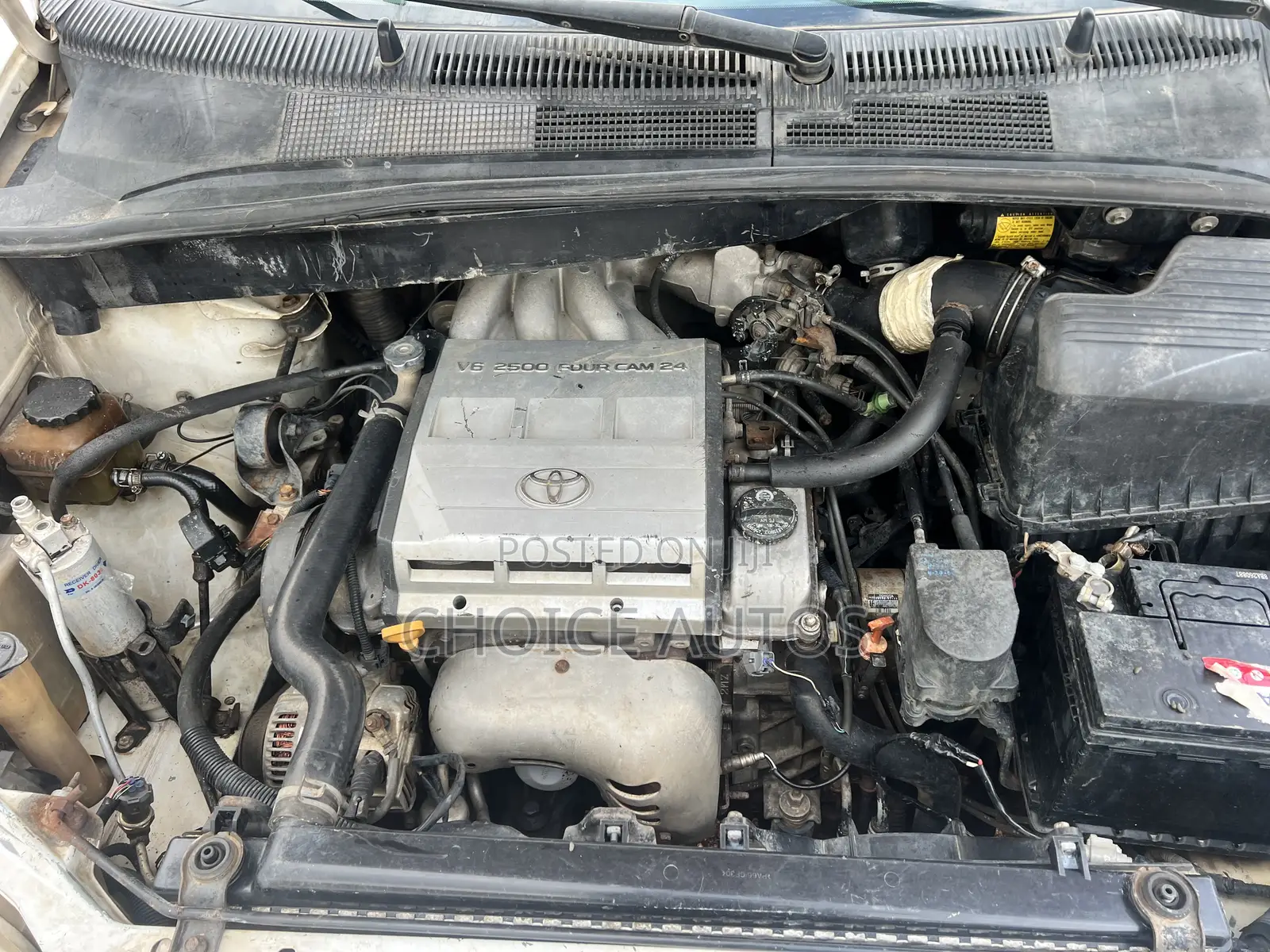 Toyota Sienna 2001 White