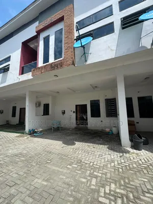 3bdrm Duplex in Chevron for rent