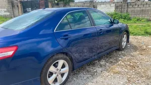 Toyota Camry 2011 Blue