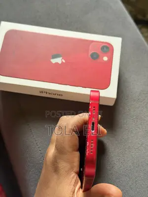 Apple iPhone 13 128 GB Red
