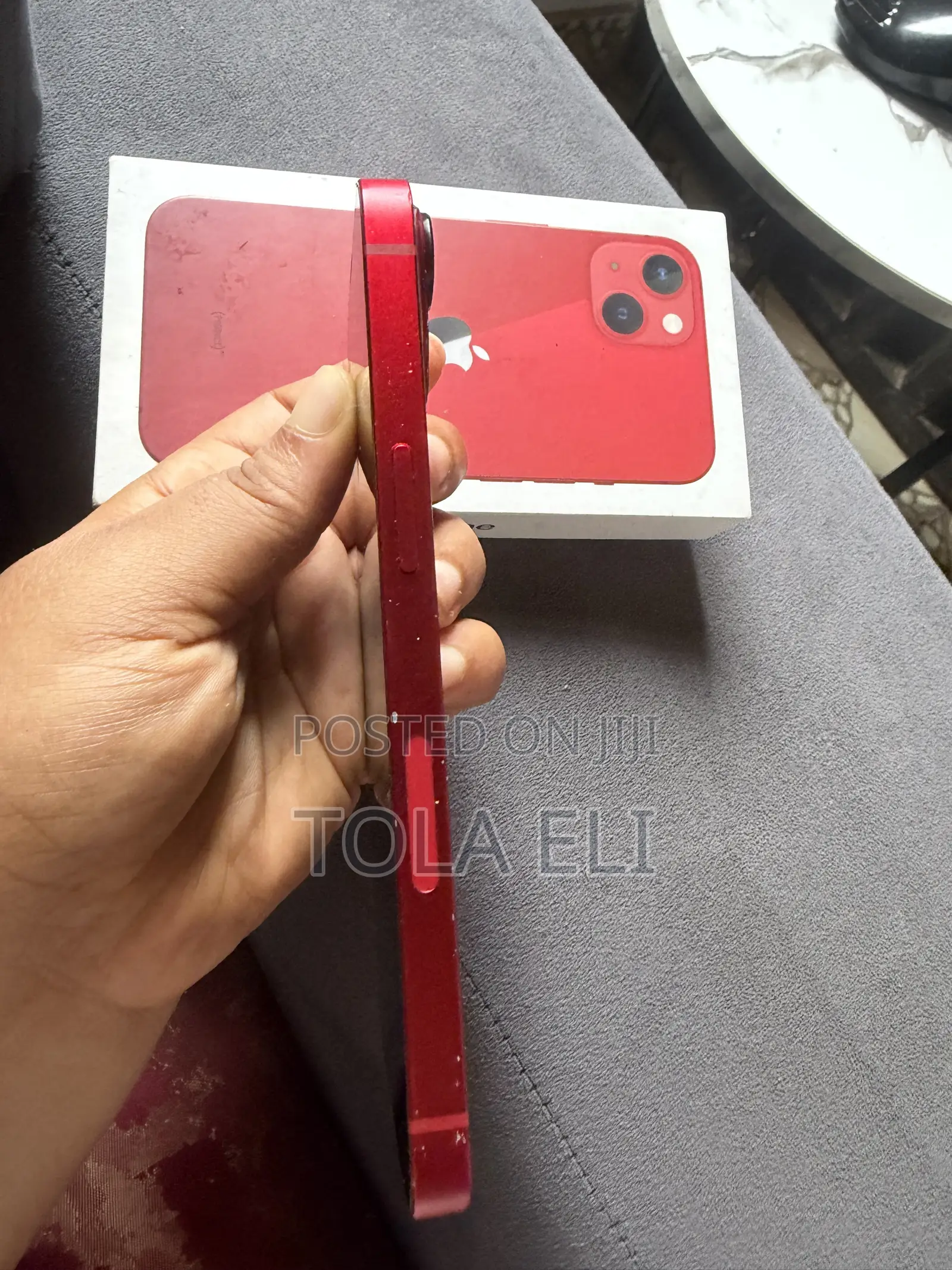 Apple iPhone 13 128 GB Red