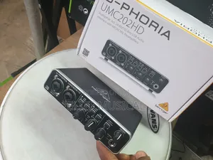 Professional Behringer U-Phoria UMC202HD Sound Card