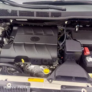 Toyota Sienna 2015 Gold