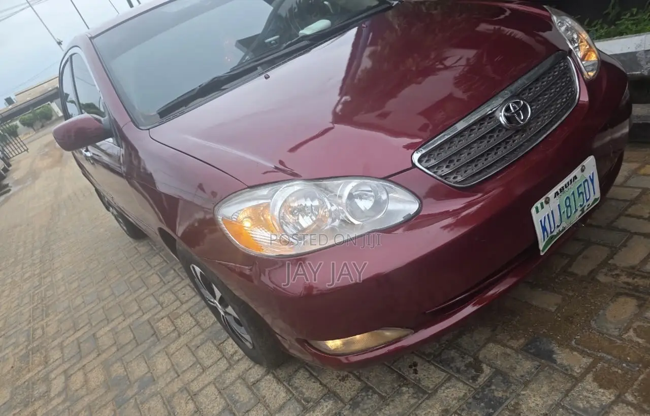 Toyota Corolla 2004 Red