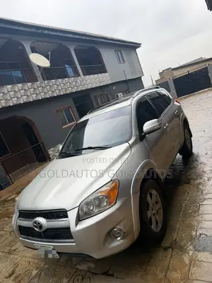 Toyota RAV4 2.5 Limited 2010 Silver
